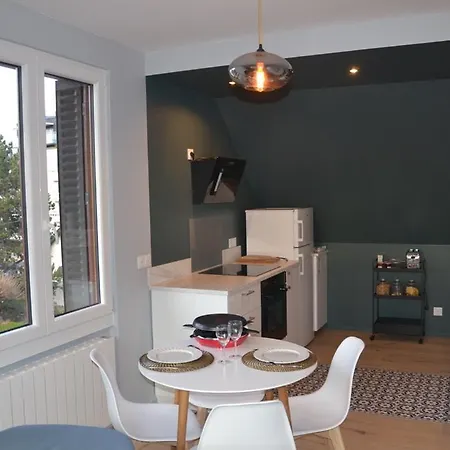 Apartment Charmant
